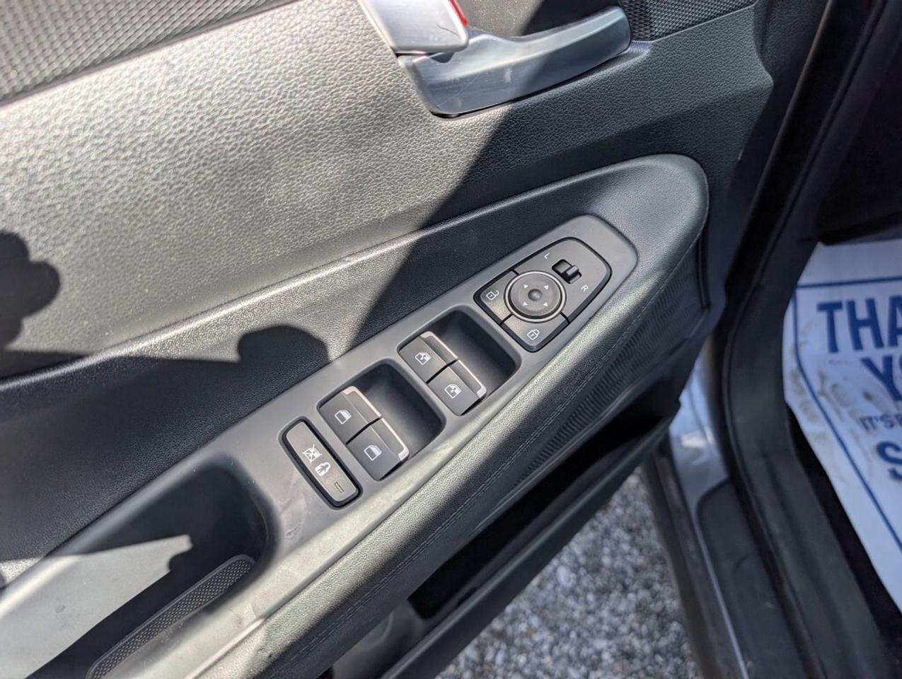 2019 Hyundai Santa Fe Preferred AWD   CAMERA   HTD SEATS   CARPLAY Photo
