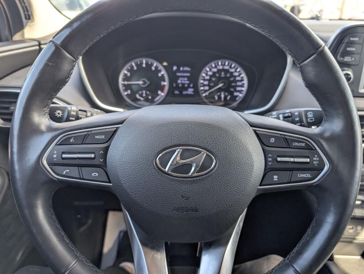 2019 Hyundai Santa Fe Preferred AWD   CAMERA   HTD SEATS   CARPLAY Photo