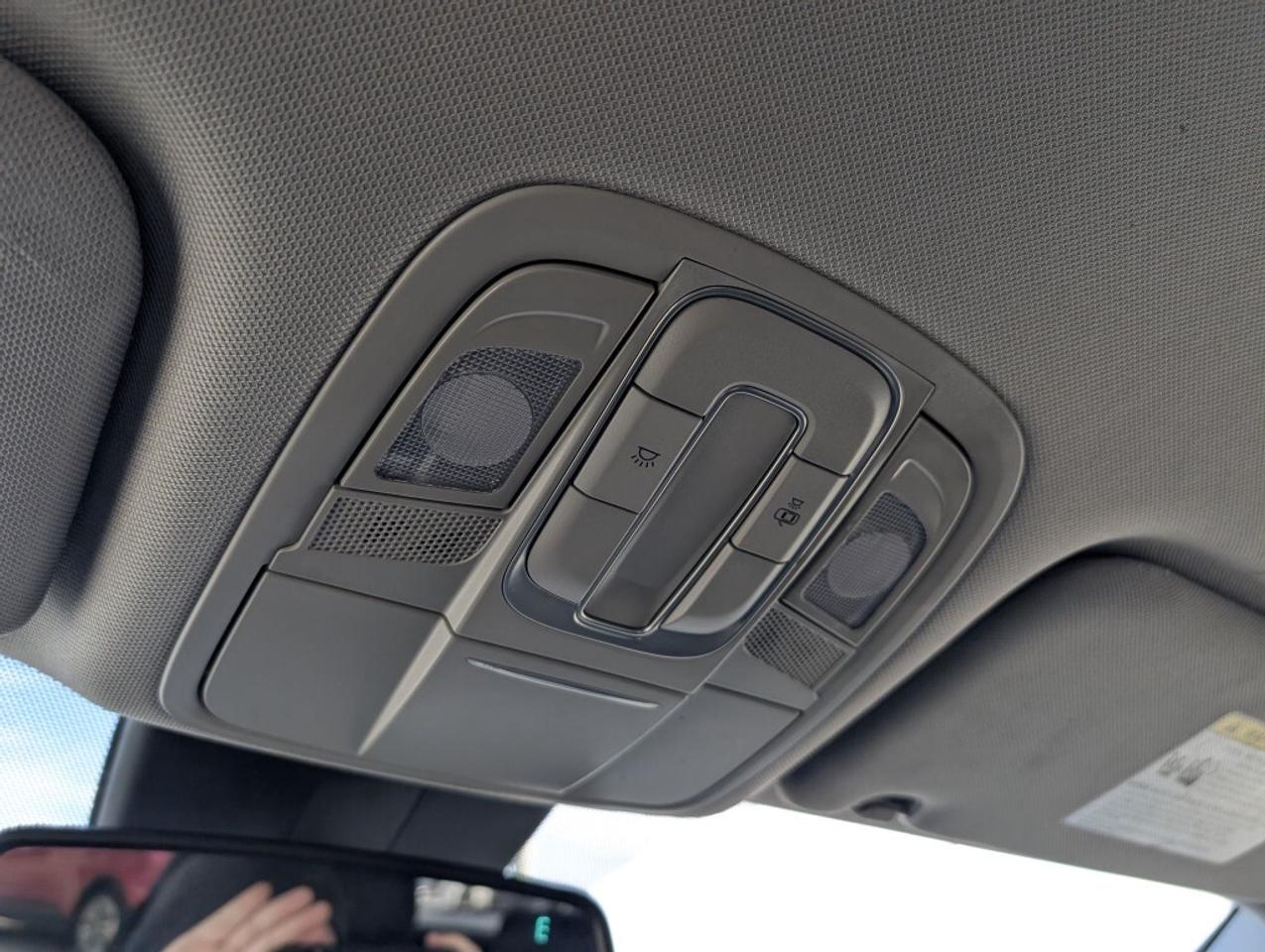 2019 Hyundai Santa Fe Preferred AWD   CAMERA   HTD SEATS   CARPLAY Photo