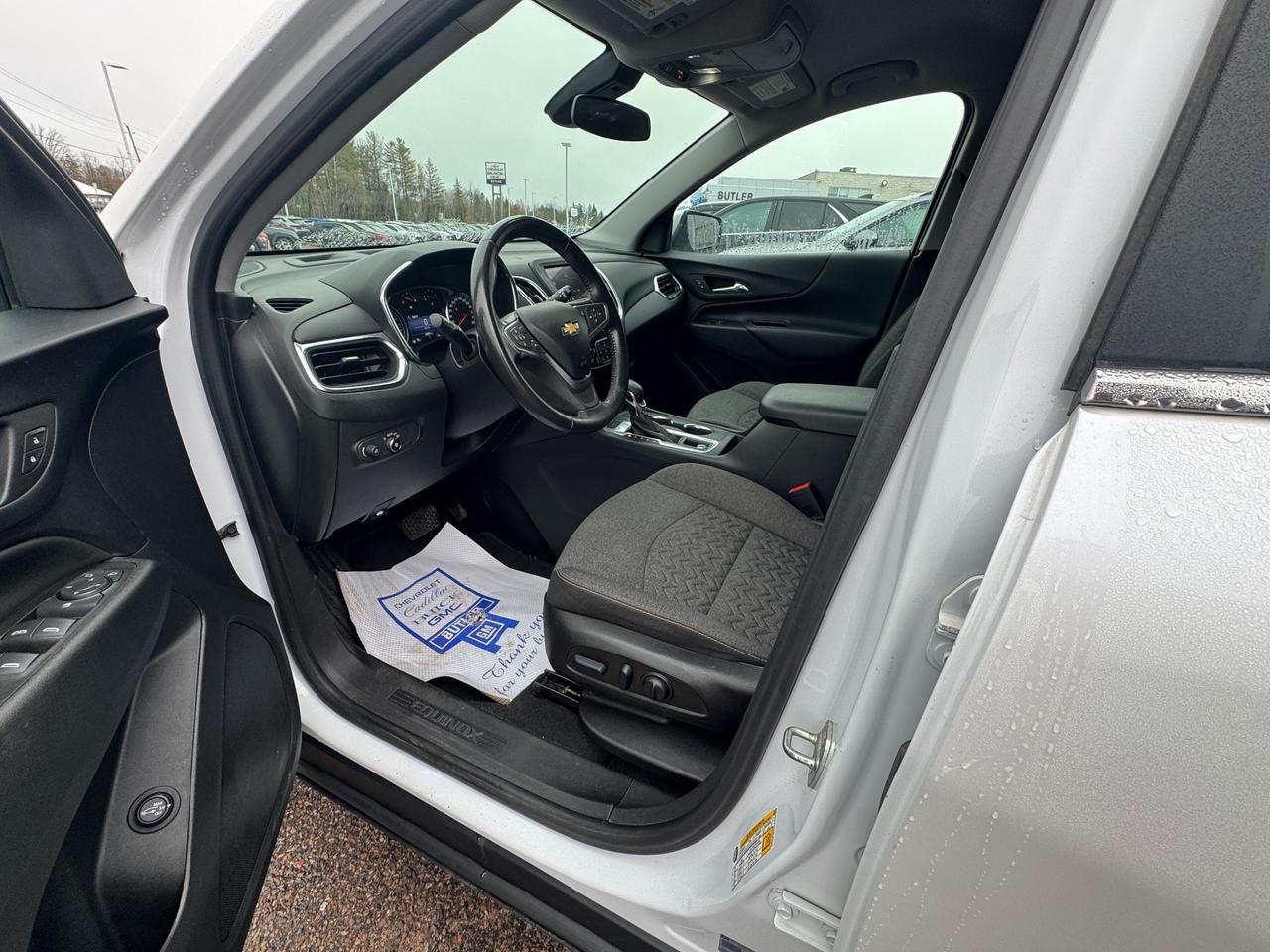 2022 Chevrolet Equinox LT w/1LT All-Wheel Drive Photo