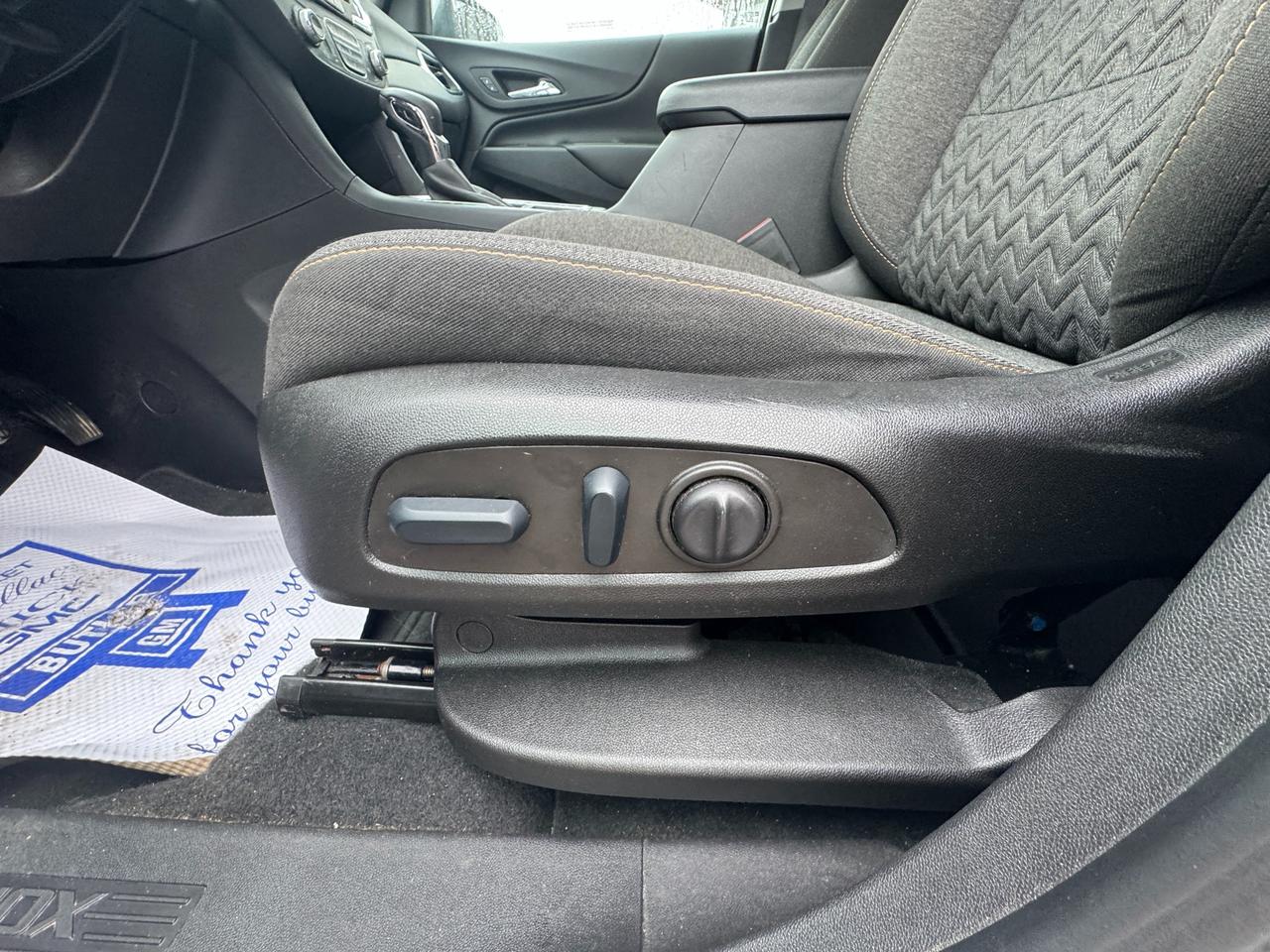 2022 Chevrolet Equinox LT w/1LT All-Wheel Drive Photo