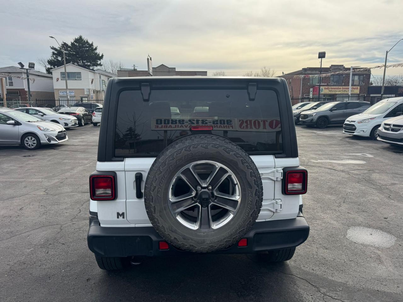2020 Jeep Wrangler Unlimited Sahara Photo4