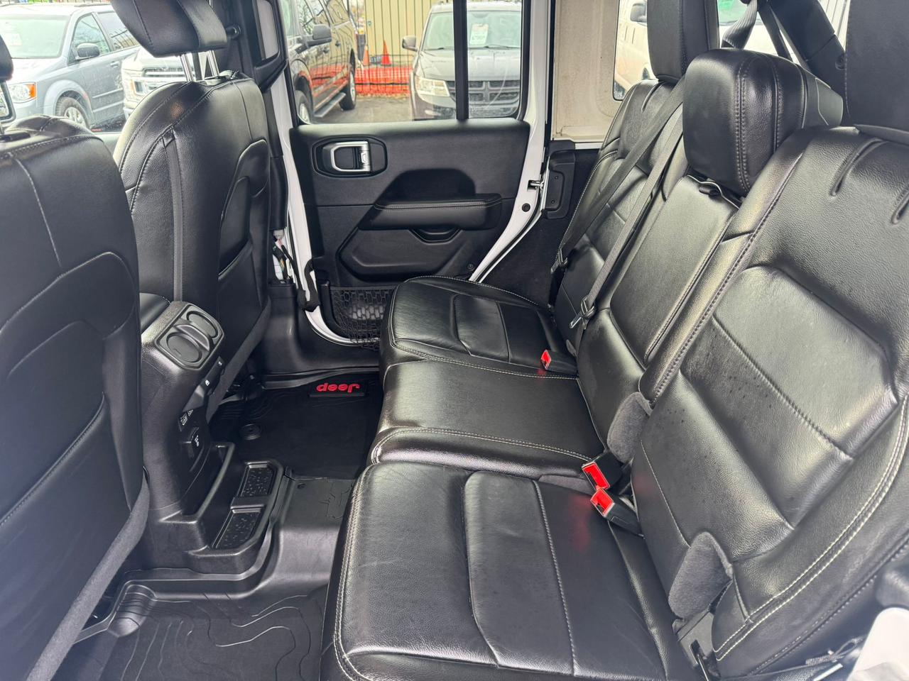 2020 Jeep Wrangler Unlimited Sahara Photo