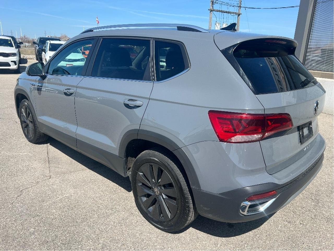 2024 Volkswagen Taos Comfortline FWD *SUN *HEATED SEATS *REMOTE START Photo