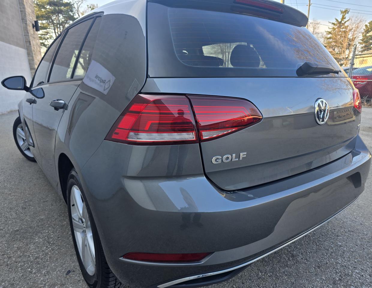 2018 Volkswagen Golf S Photo