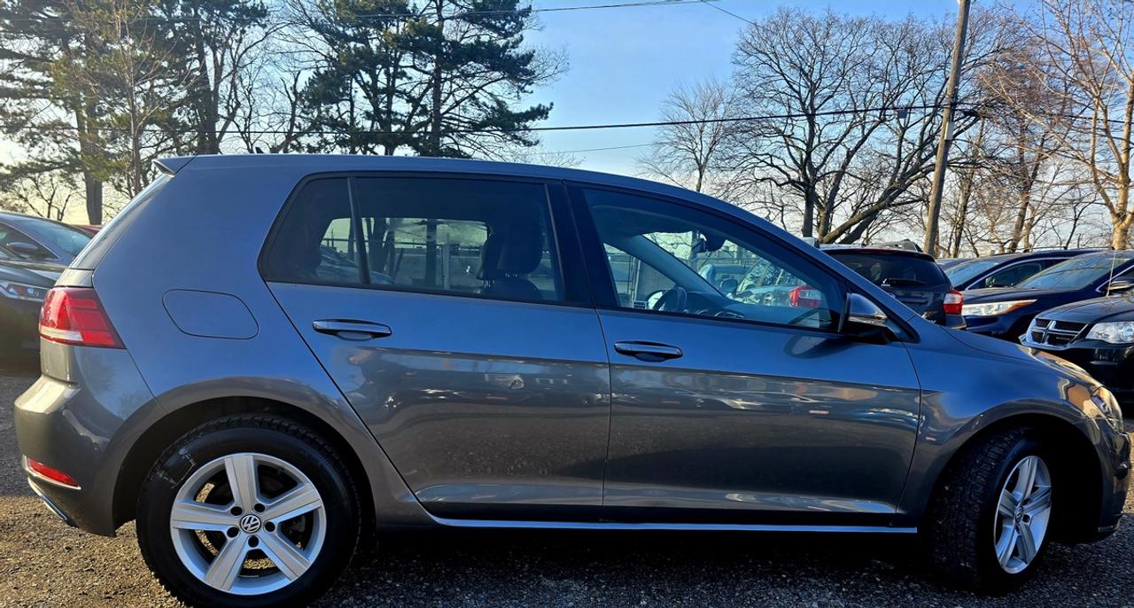 2018 Volkswagen Golf S Photo