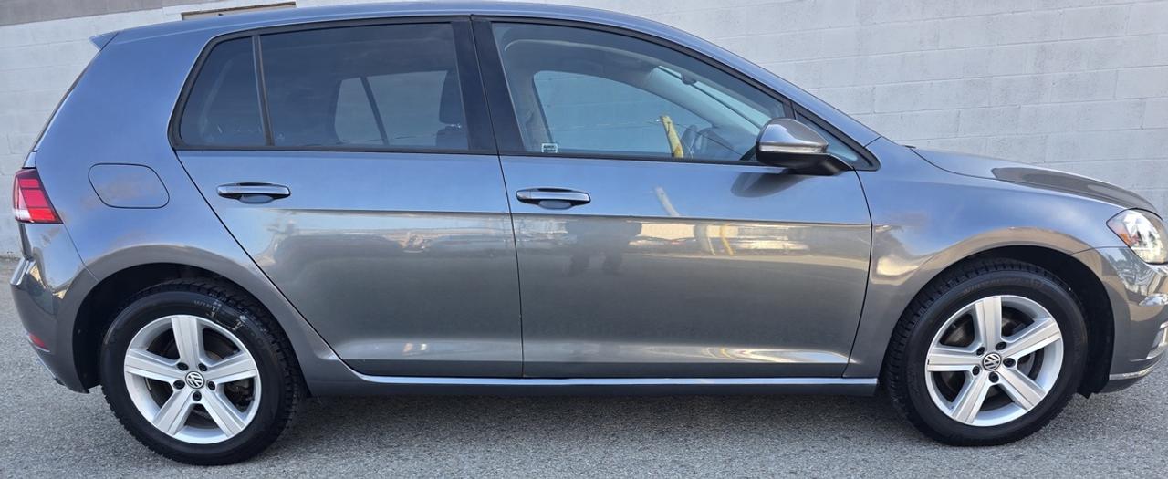 2018 Volkswagen Golf S Photo