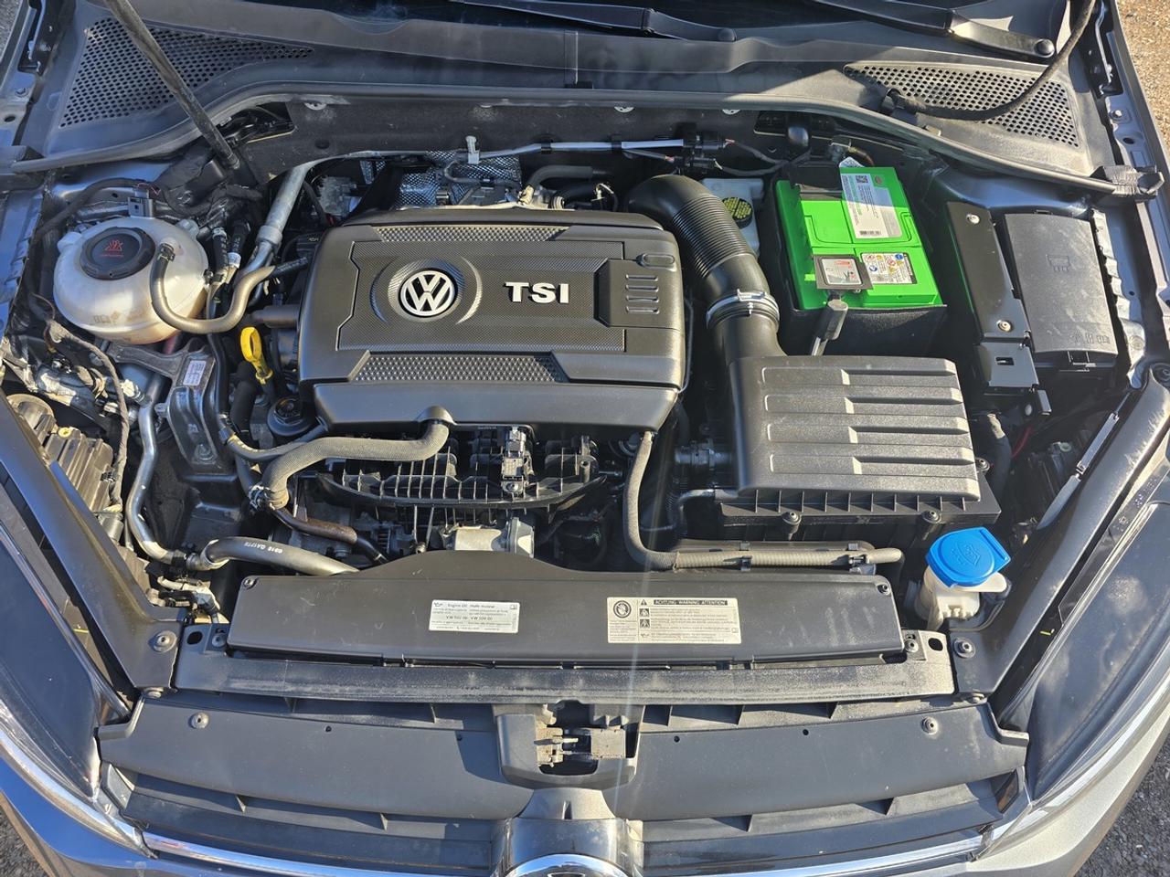 2018 Volkswagen Golf S Photo