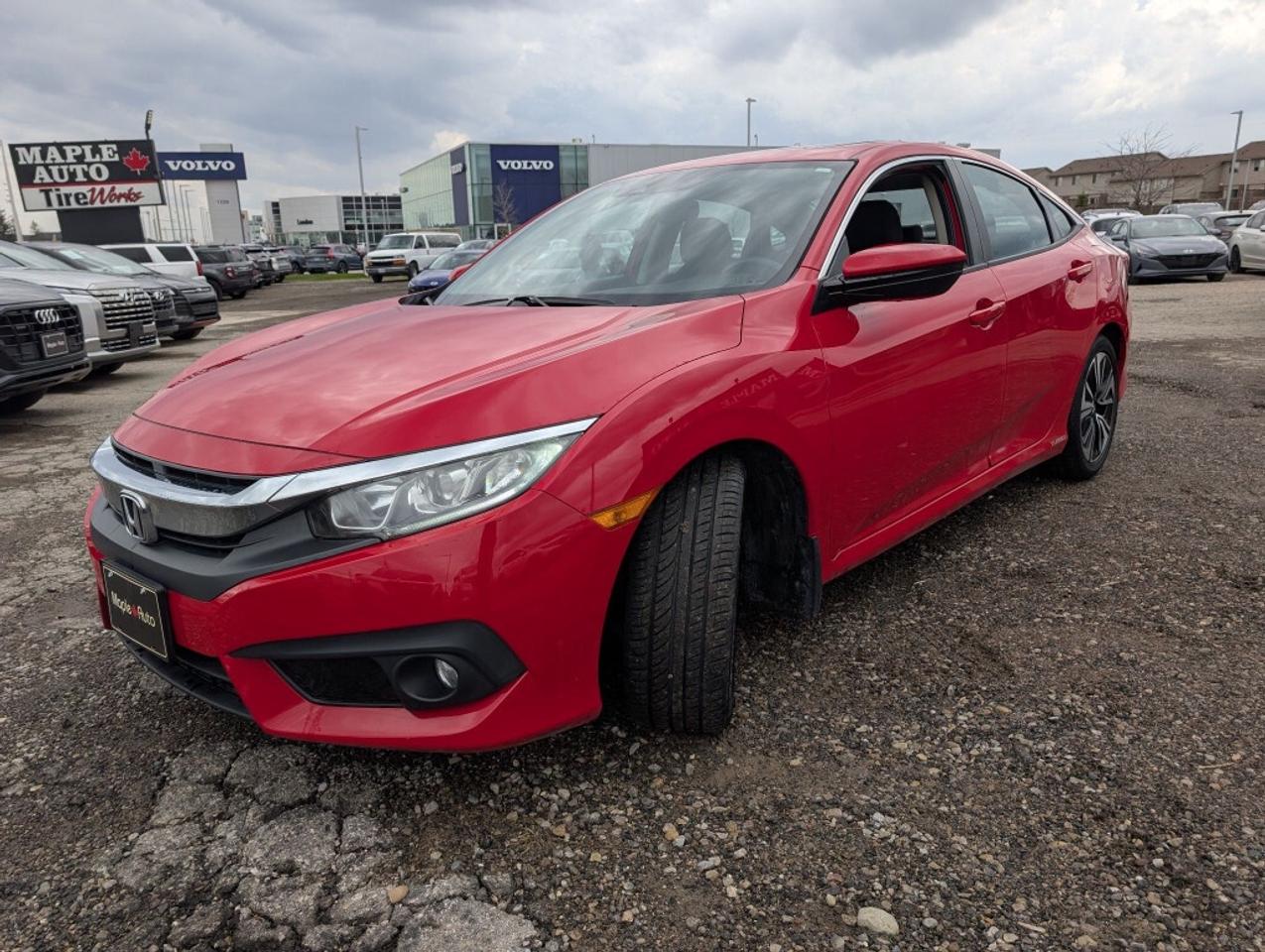 2018 Honda Civic EX-T   CAMERA   LANE ASSIST   HTD SEATS  CARPLAY Photo