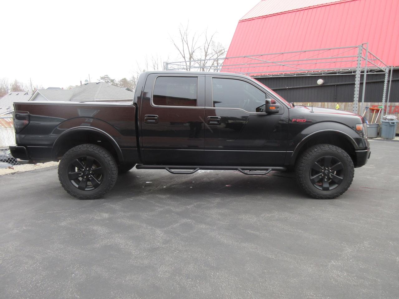 2014 Ford F-150 4WD SUPERCREW 145" LARIAT Photo3