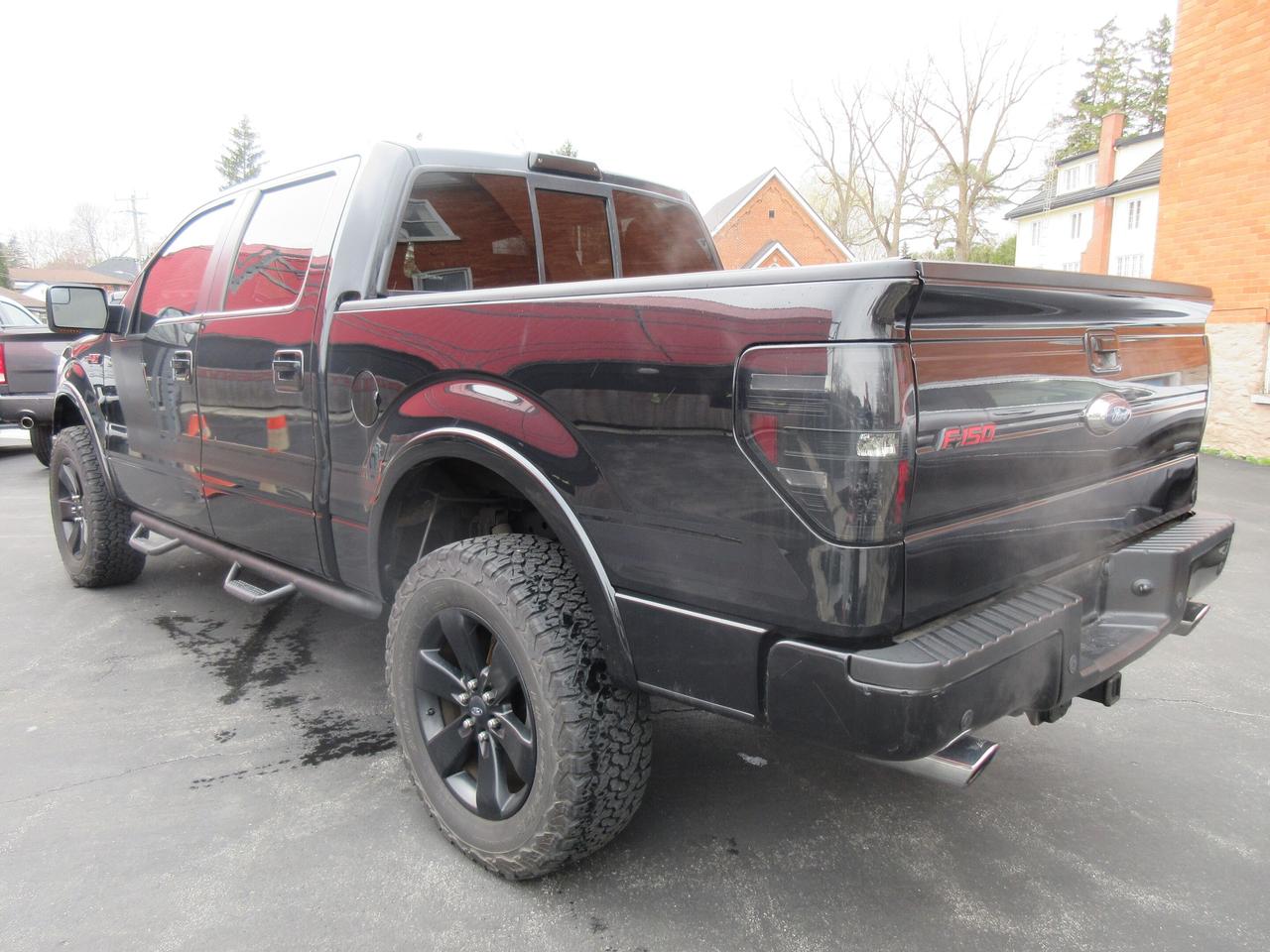 2014 Ford F-150 4WD SUPERCREW 145" LARIAT Photo