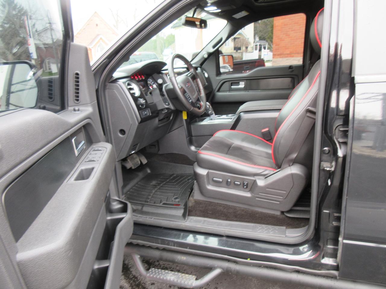 2014 Ford F-150 4WD SUPERCREW 145" LARIAT Photo