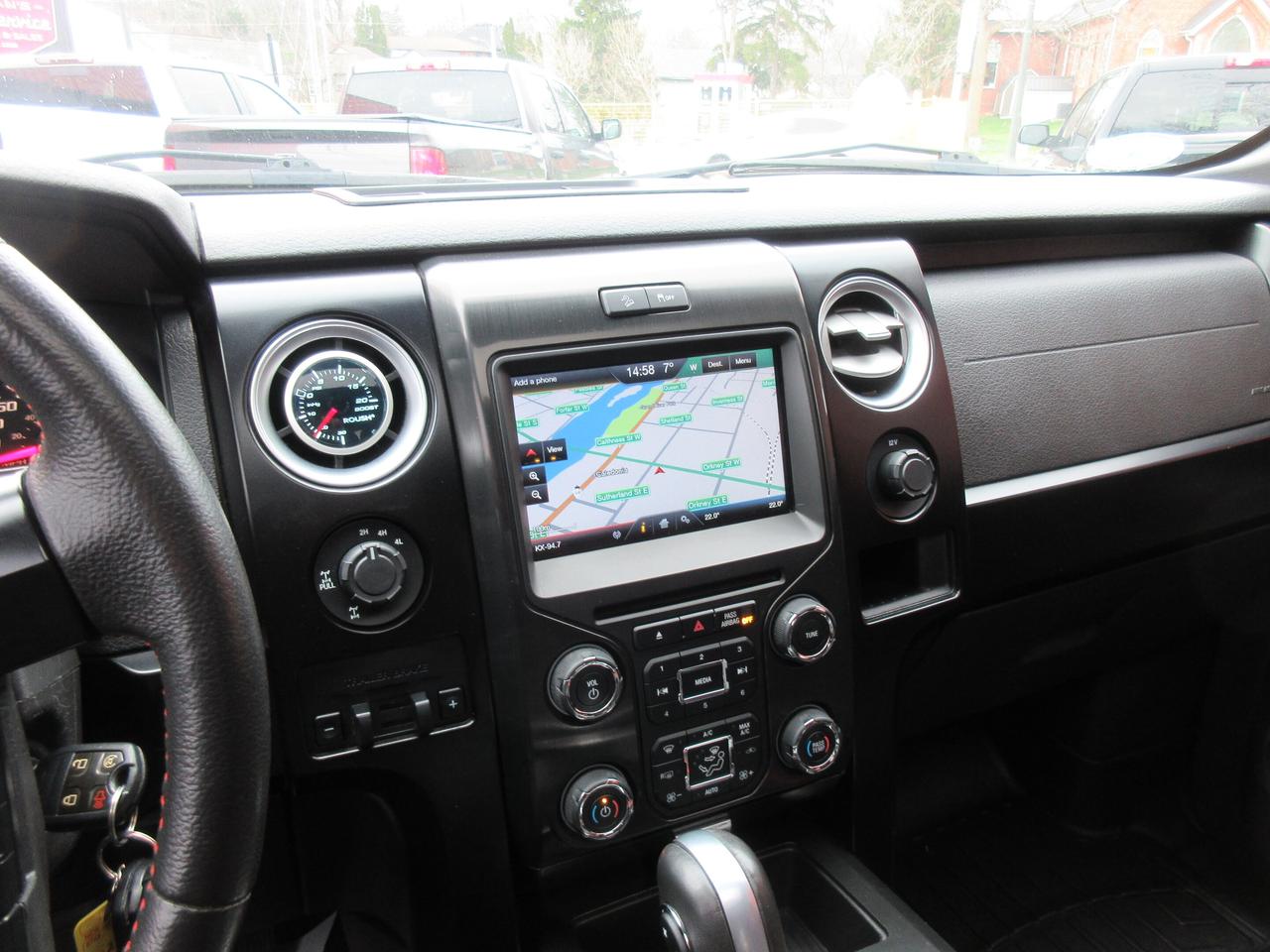 2014 Ford F-150 4WD SUPERCREW 145" LARIAT Photo