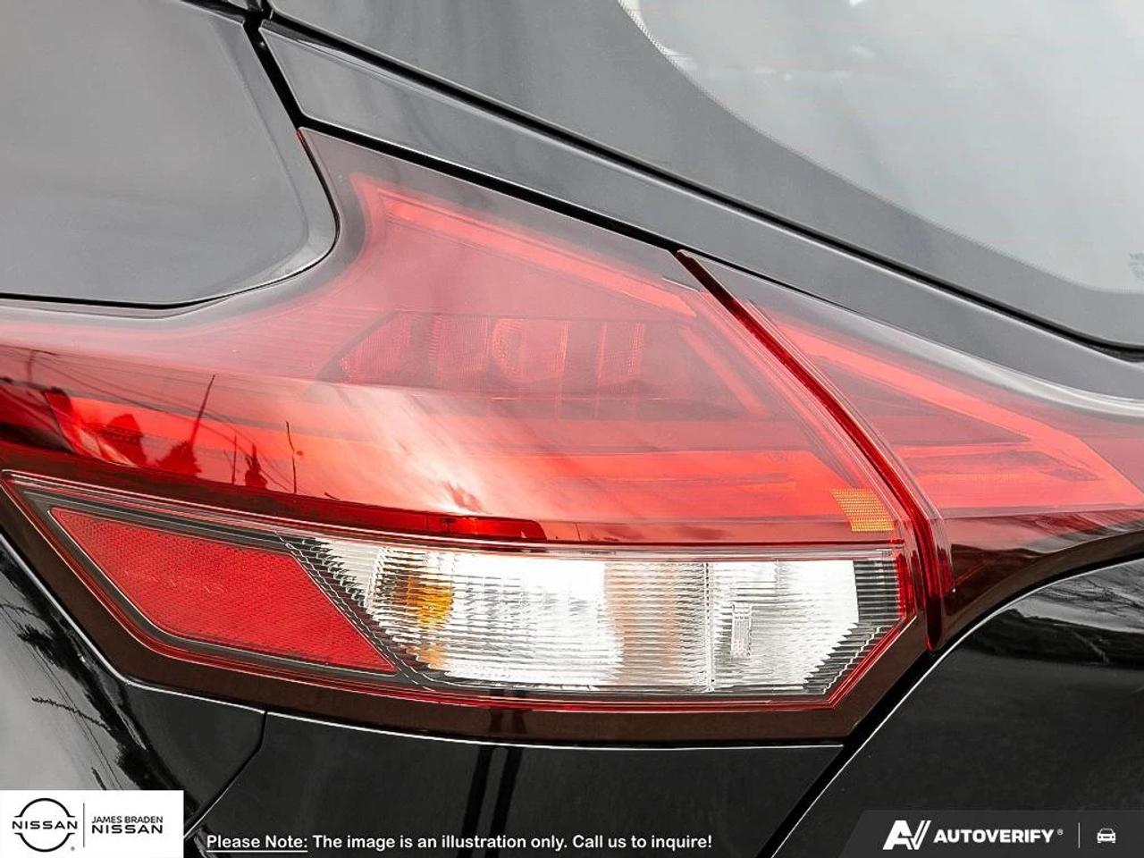 2025 Nissan Kicks Play SV FWD Photo