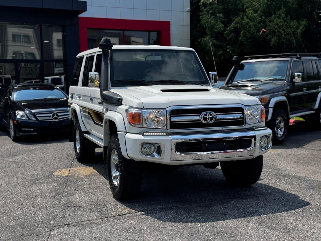 2008 Toyota Land Cruiser 70 Series Photo