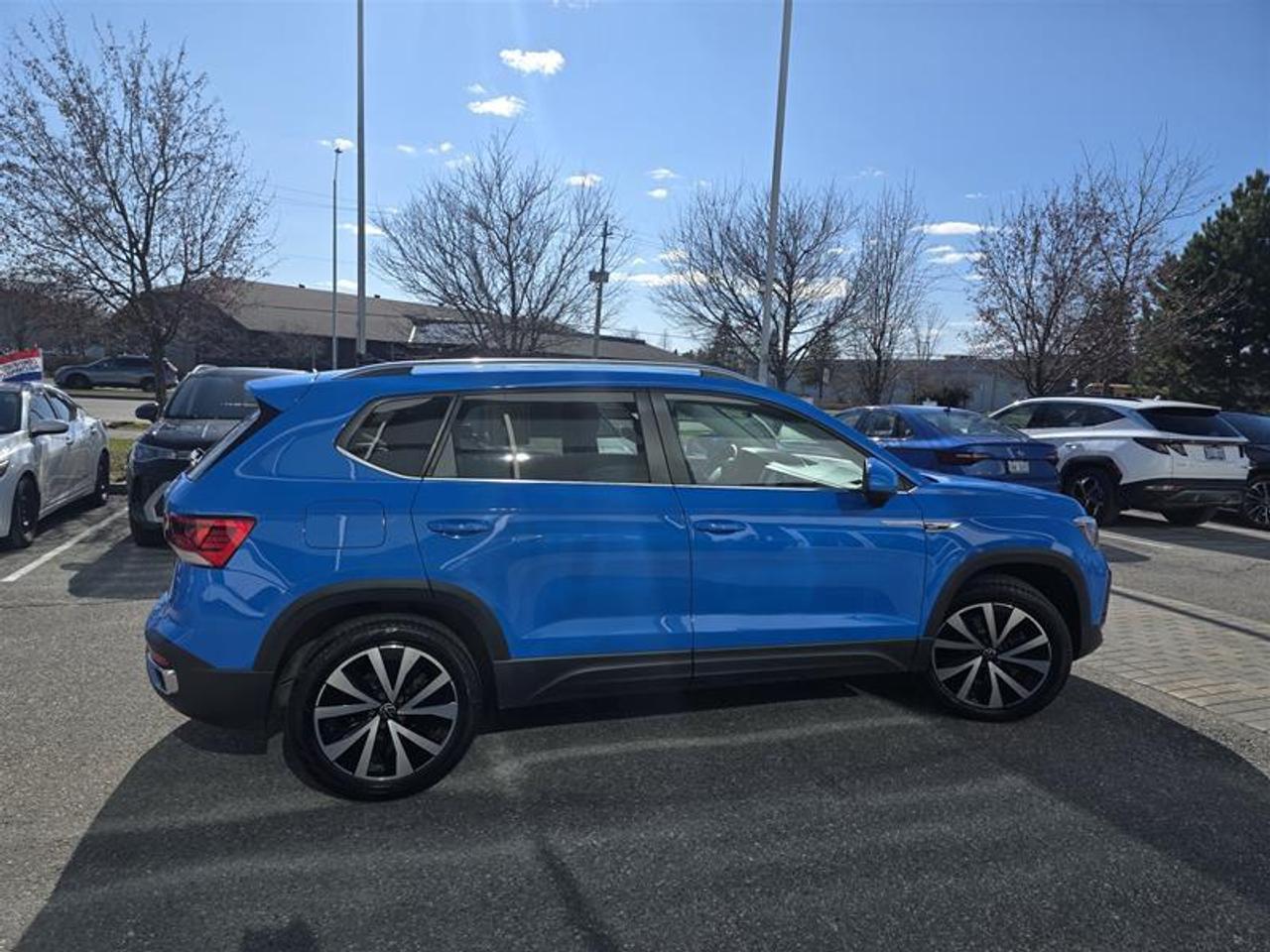 2023 Volkswagen Taos Comfortline 1.5T 7sp at DSG w/ Tip 4M EOP Photo