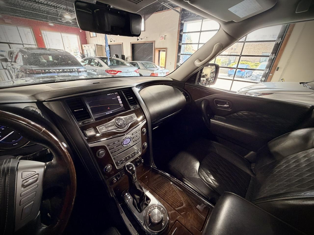 2018 Infiniti QX80 8-Passenger Photo