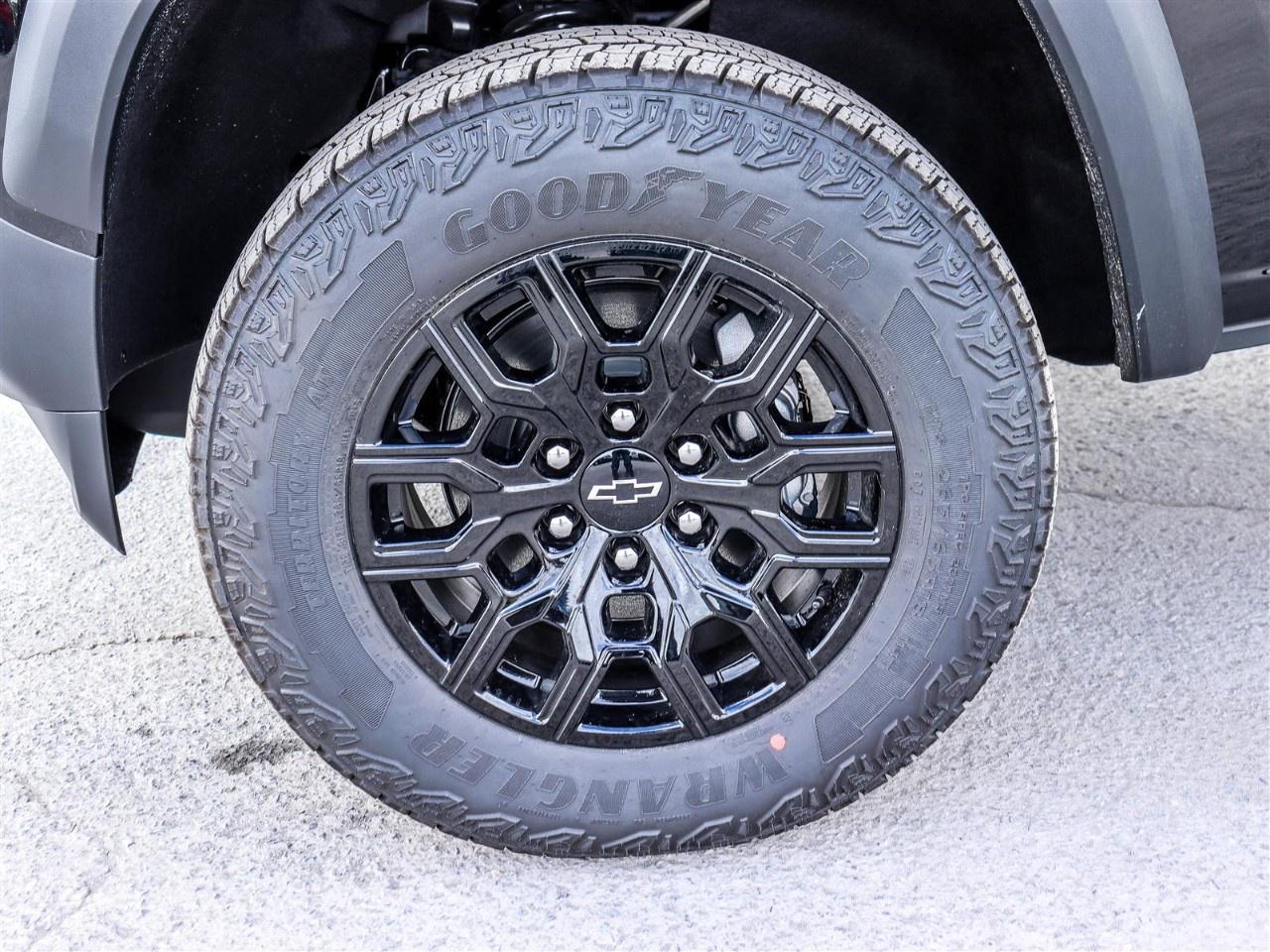 2026 Chevrolet Colorado Crew Cab Short Box 4-Wheel Drive Trail Boss Photo