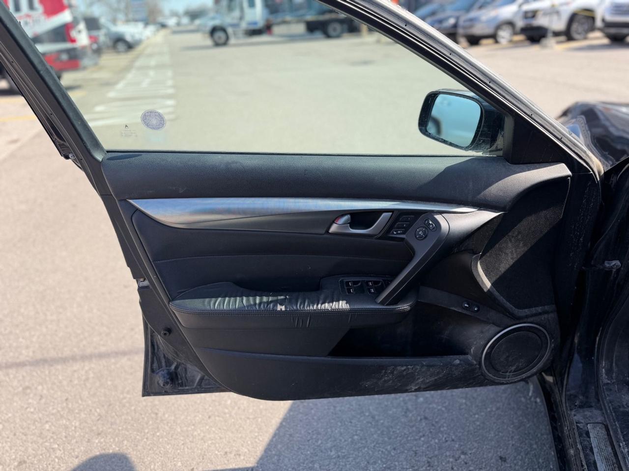 2011 Acura TL  Photo