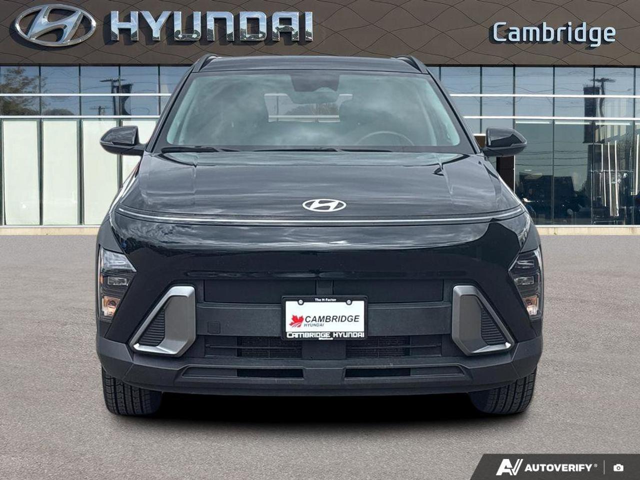 2024 Hyundai KONA Preferred   NO ACCIDENTS   CARPLAY   HEATED SEATS Photo