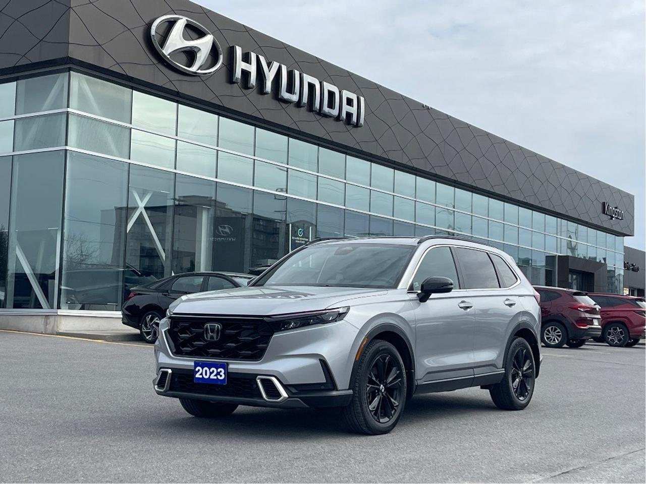 2023 Honda CR-V Hybrid Touring AWD Photo0