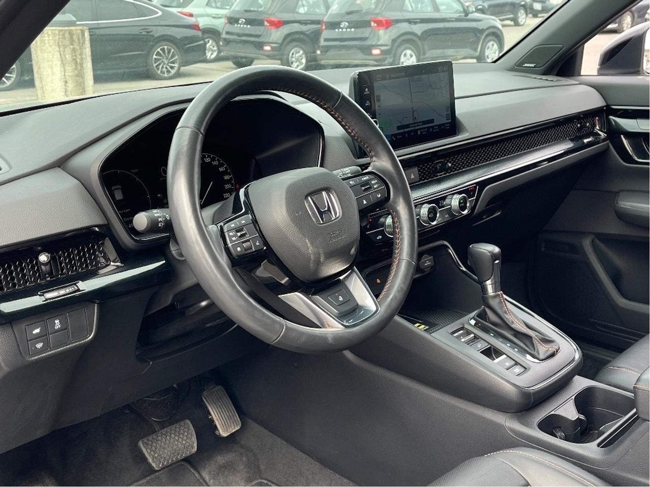 2023 Honda CR-V Hybrid Touring AWD Photo