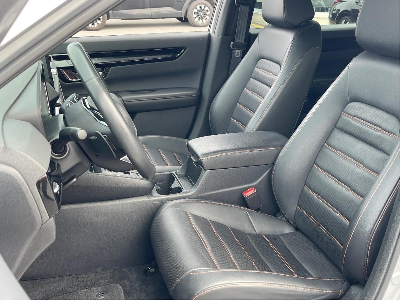 2023 Honda CR-V Hybrid Touring AWD Photo