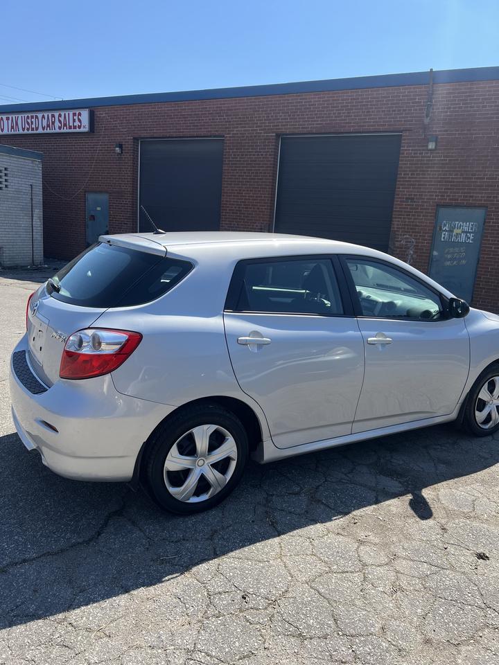 2014 Toyota Matrix HATCHBACK BLUE TOOTH AUTO AC LOW KM Photo