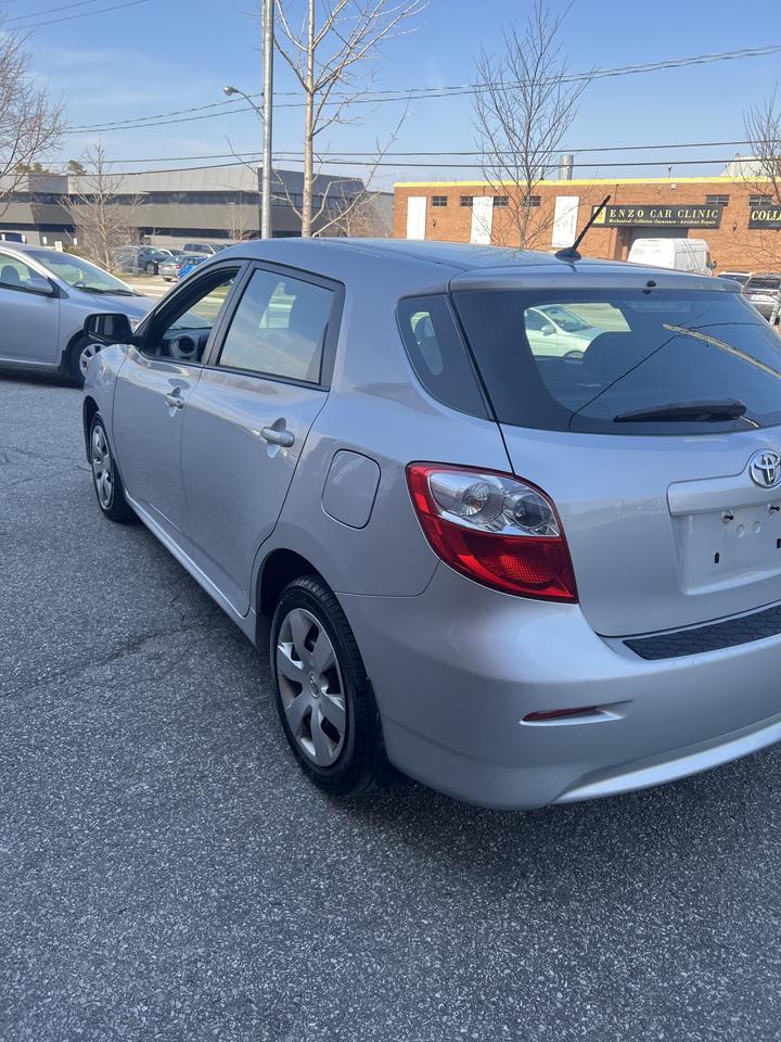 2014 Toyota Matrix HATCHBACK BLUE TOOTH AUTO AC LOW KM Photo