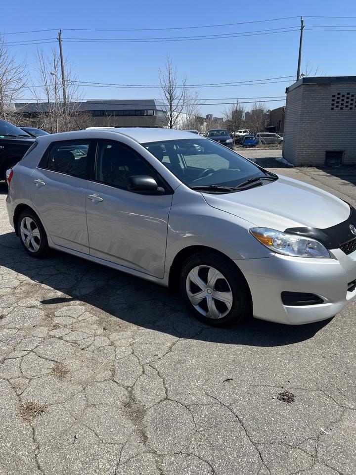 2014 Toyota Matrix HATCHBACK BLUE TOOTH AUTO AC LOW KM Photo