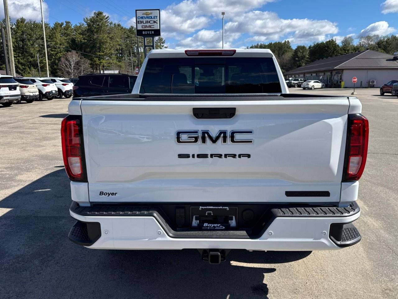 2026 GMC Sierra 1500 Crew Cab Short Box 4-Wheel Drive Elevation Photo
