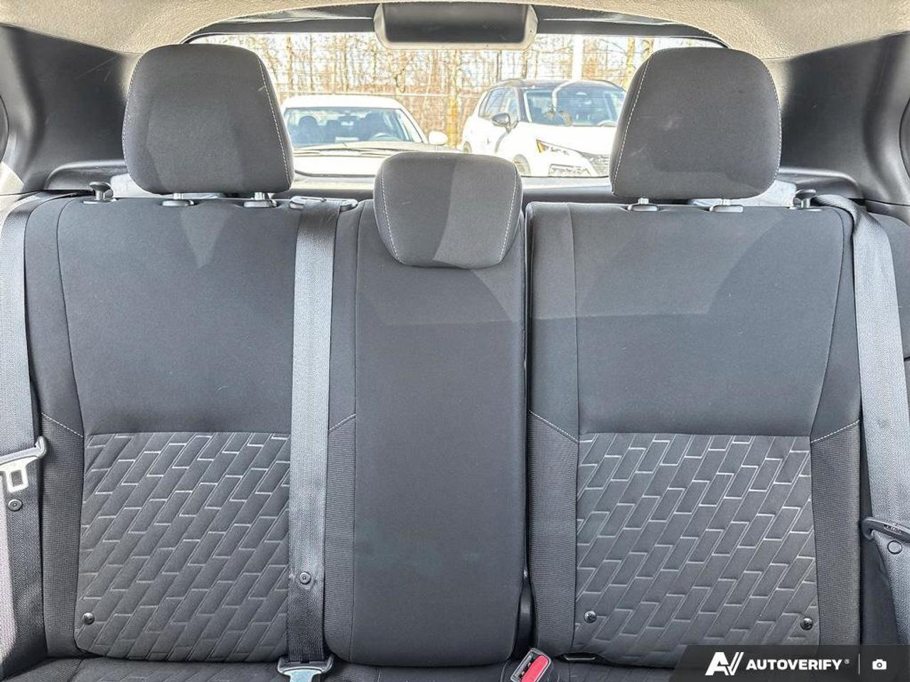 2022 Nissan Kicks SV   Apple Car Play   Android Auto   Heated Seats Photo