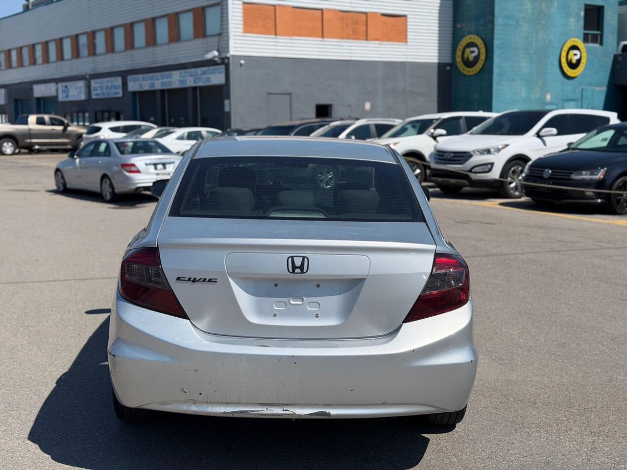 2012 Honda Civic LX Photo