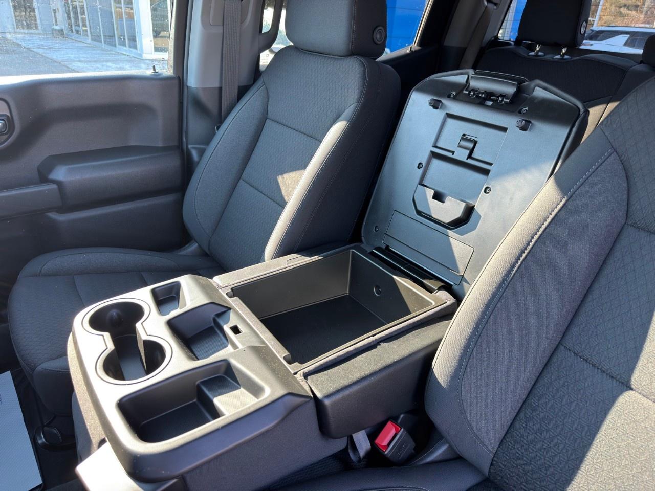 2026 Chevrolet Silverado 1500 Crew Cab Short Box 4-Wheel Drive Custom Trail Boss Photo
