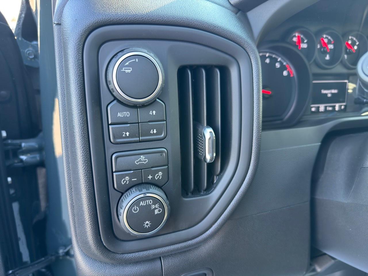 2026 Chevrolet Silverado 1500 Crew Cab Short Box 4-Wheel Drive Custom Trail Boss Photo
