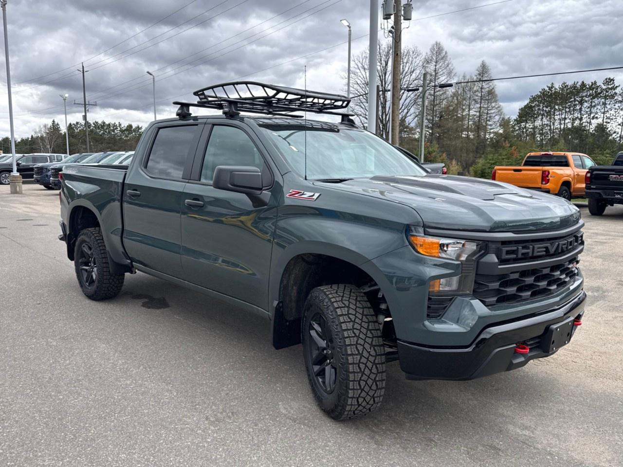 2026 Chevrolet Silverado 1500 Crew Cab Short Box 4-Wheel Drive Custom Trail Boss Photo4