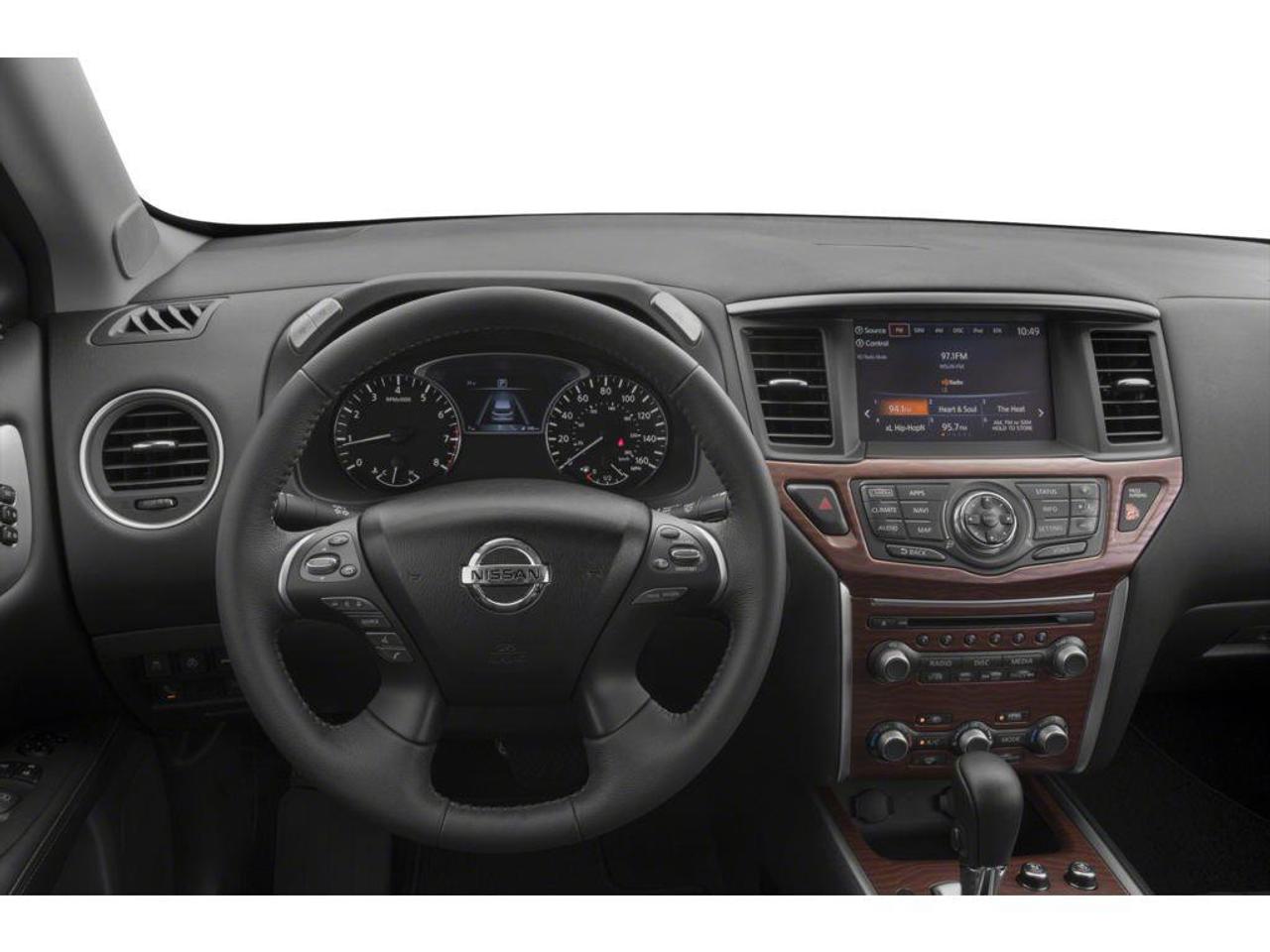 2018 Nissan Pathfinder Platinum 4dr 4x4 Photo3