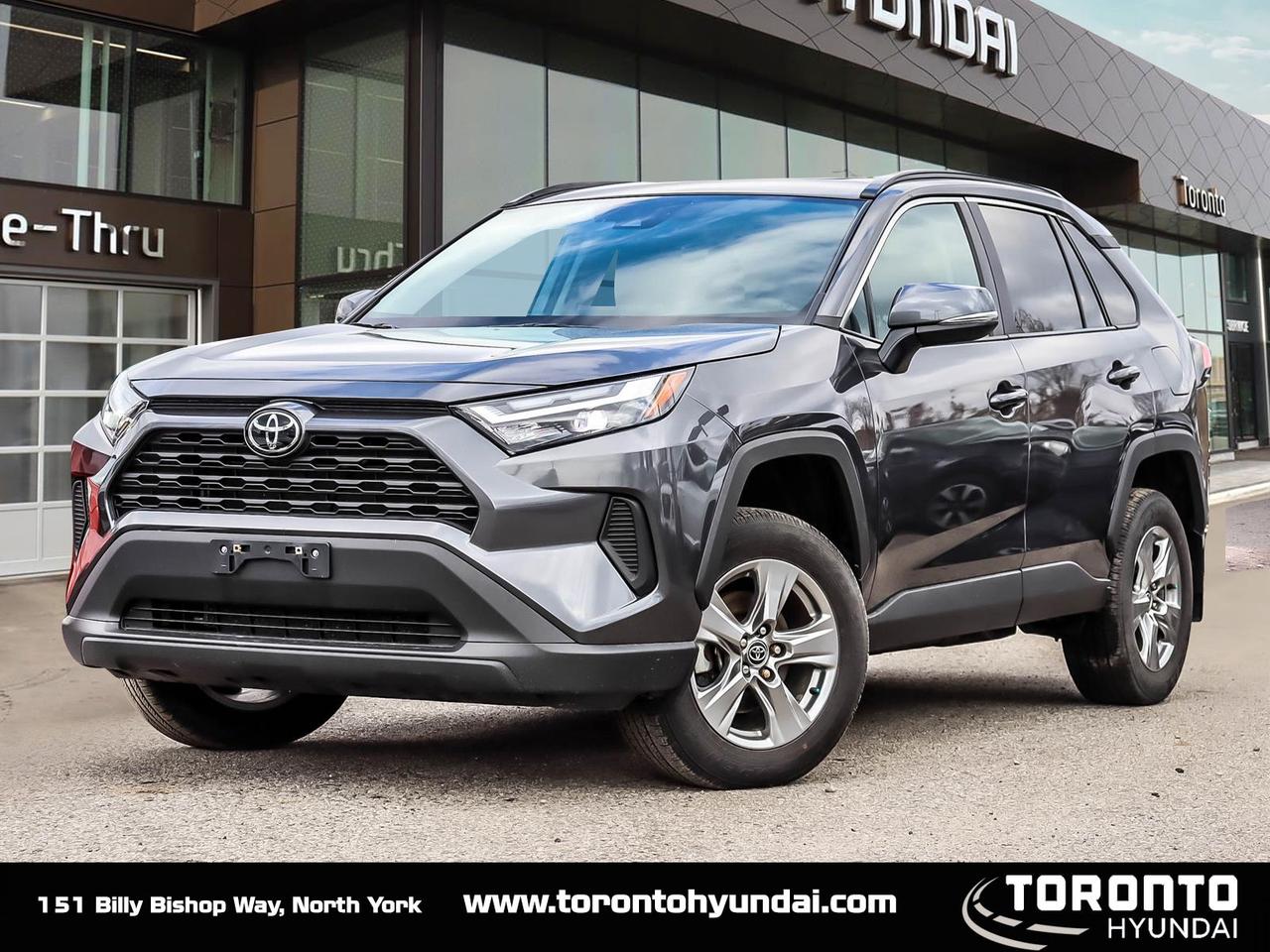 2024 Toyota RAV4 XLE Photo0
