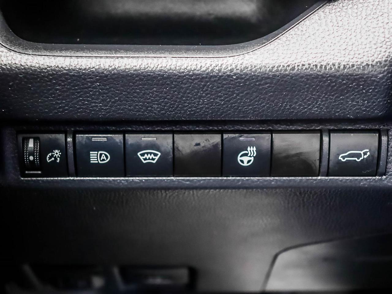 2024 Toyota RAV4 XLE Photo
