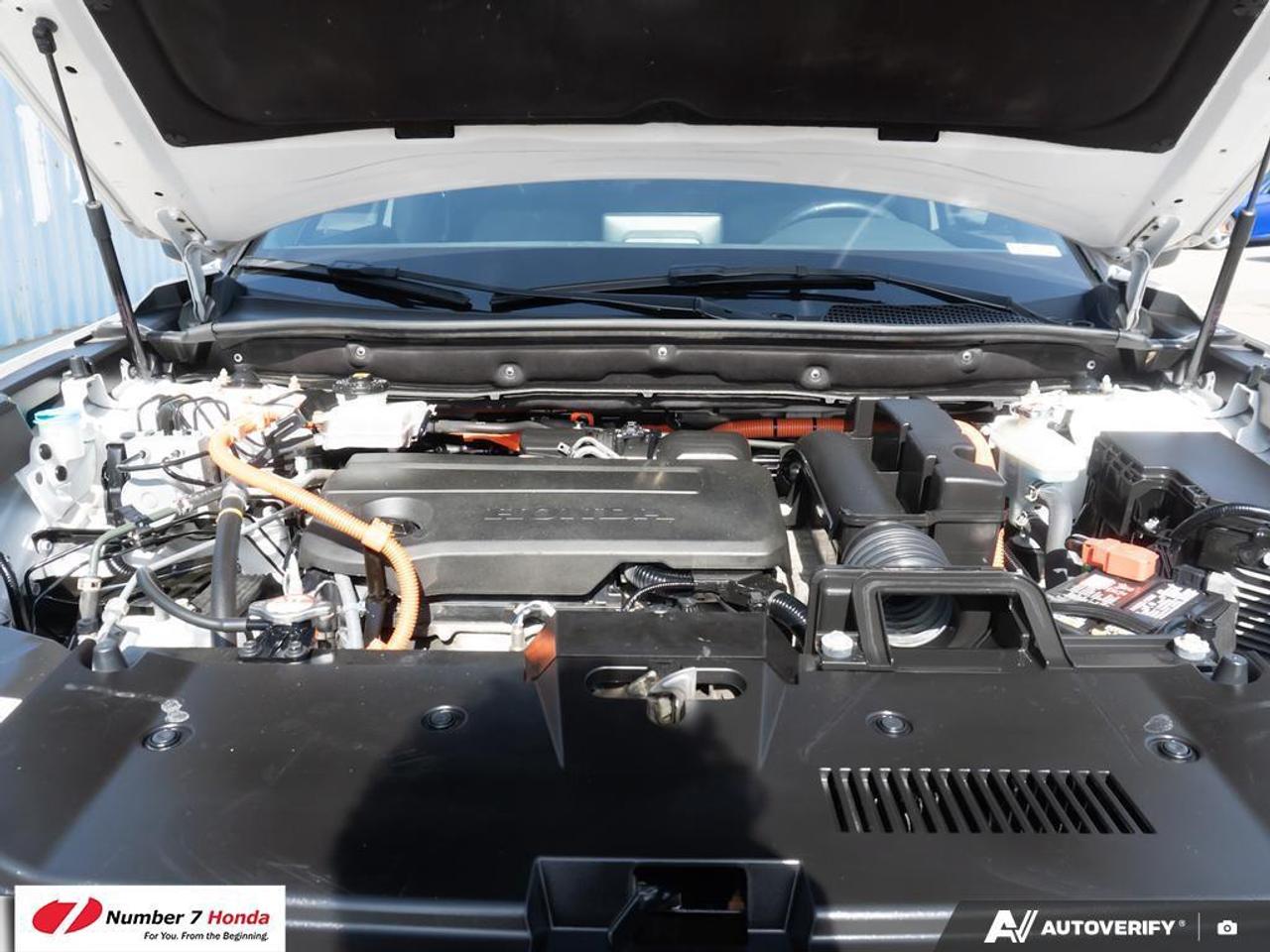 2024 Honda CR-V Hybrid Touring *NO REPORTED ACCIDENTS*ONE OWNER* Photo