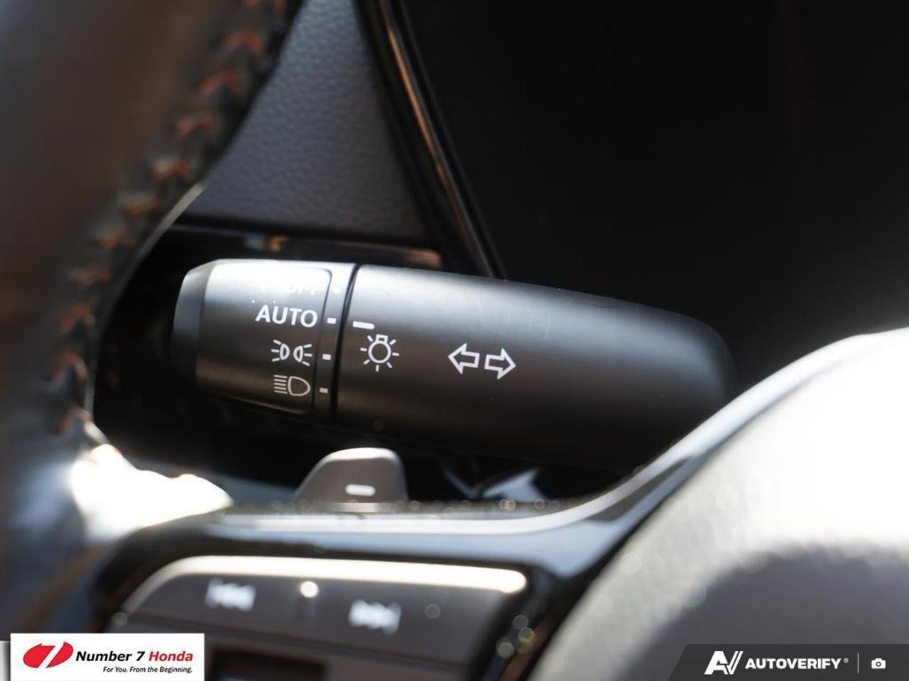 2024 Honda CR-V Hybrid Touring *NO REPORTED ACCIDENTS*ONE OWNER* Photo