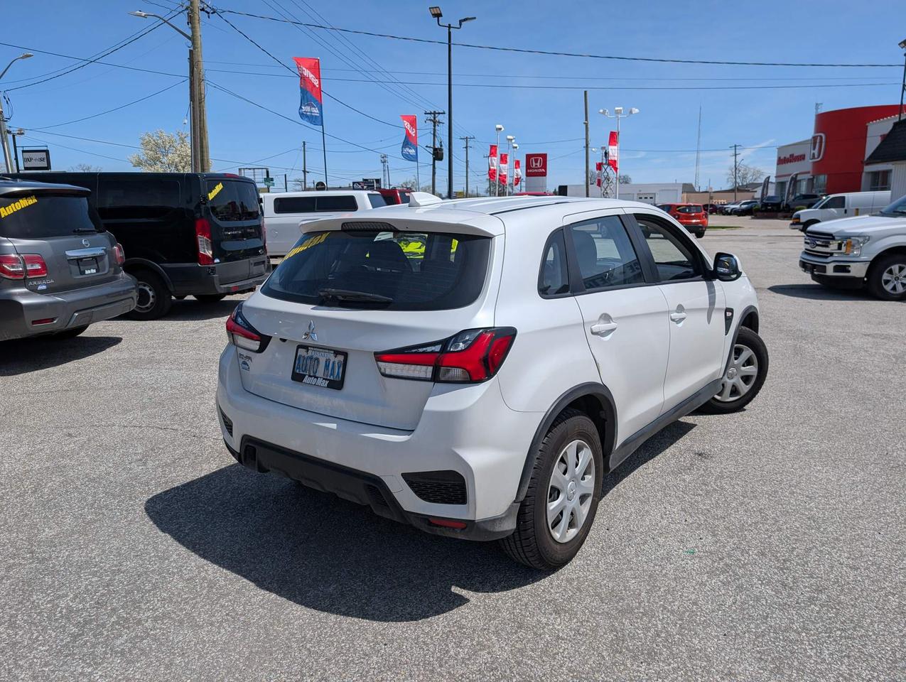 2020 Mitsubishi RVR ES 4dr Front-wheel Drive Photo3