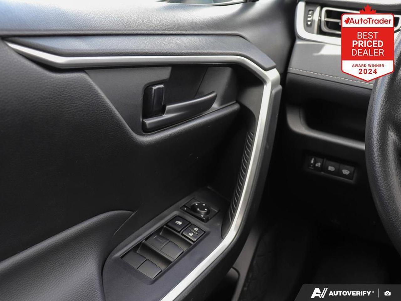2024 Toyota RAV4 LE 4dr All-wheel Drive Photo