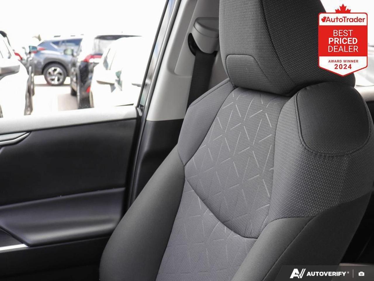 2024 Toyota RAV4 LE 4dr All-wheel Drive Photo
