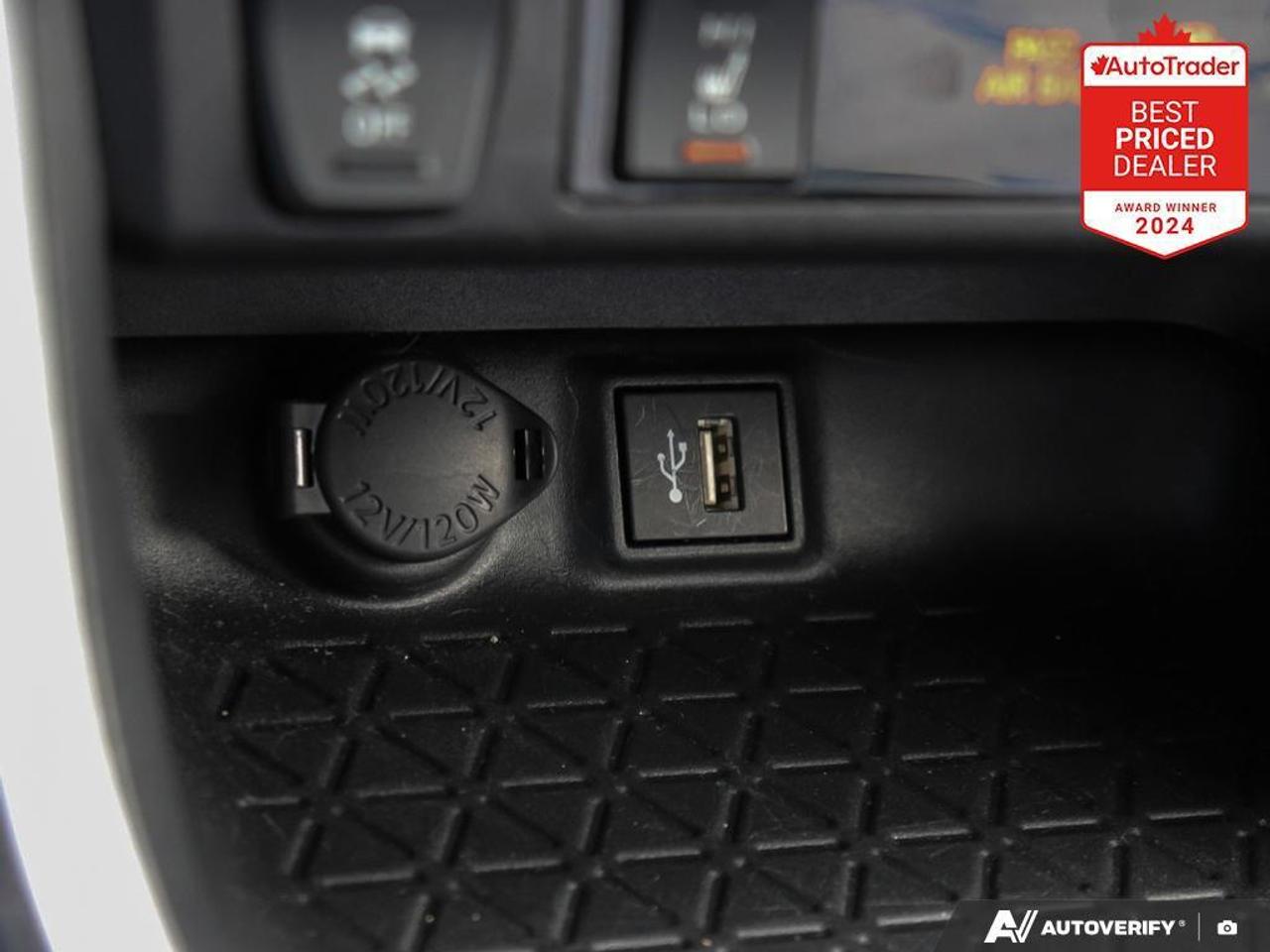 2024 Toyota RAV4 LE 4dr All-wheel Drive Photo