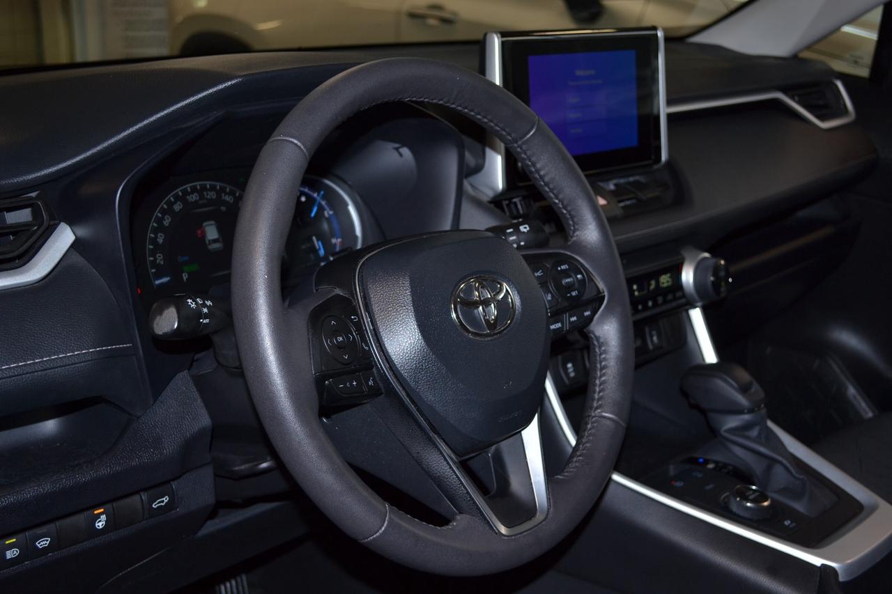 2024 Toyota RAV4 Hybrid XLE Photo