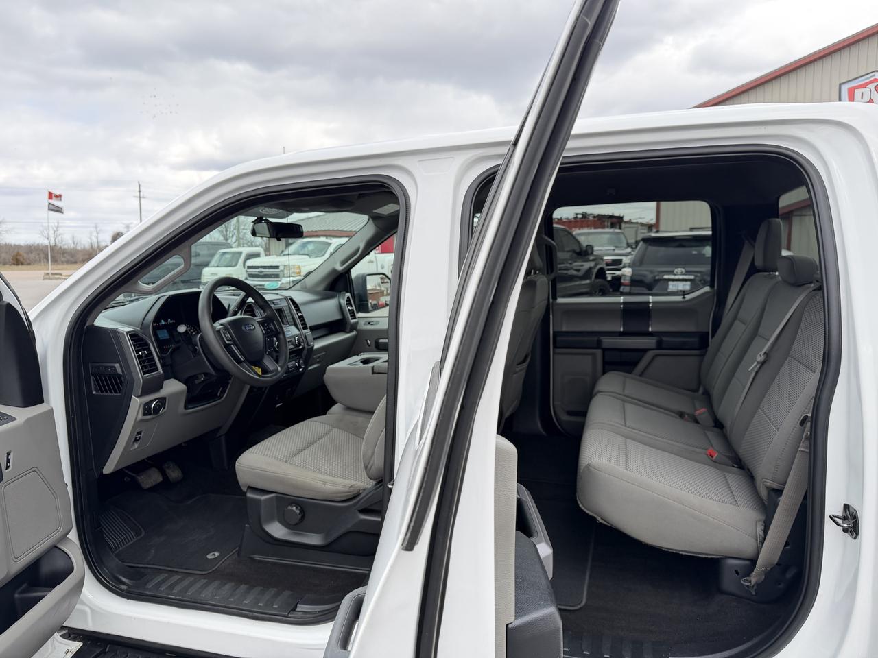 2018 Ford F-150 XLT 4WD SuperCrew 6.5' Box Photo