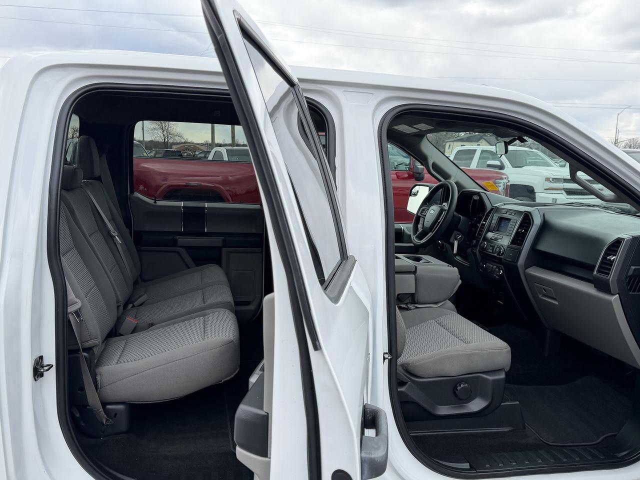 2018 Ford F-150 XLT 4WD SuperCrew 6.5' Box Photo