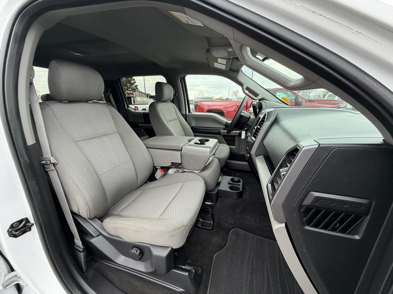 2018 Ford F-150 XLT 4WD SuperCrew 6.5' Box Photo