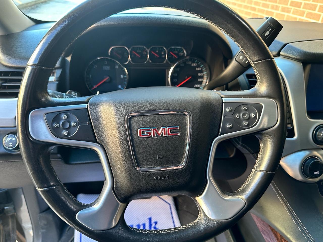 2019 GMC Yukon XL SLE ~ 8 PASSENGER ~ NO ACCIDENTS ~ CERTIFIED Photo